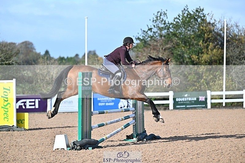 261028-110329-00175 - British Novice and 90cm