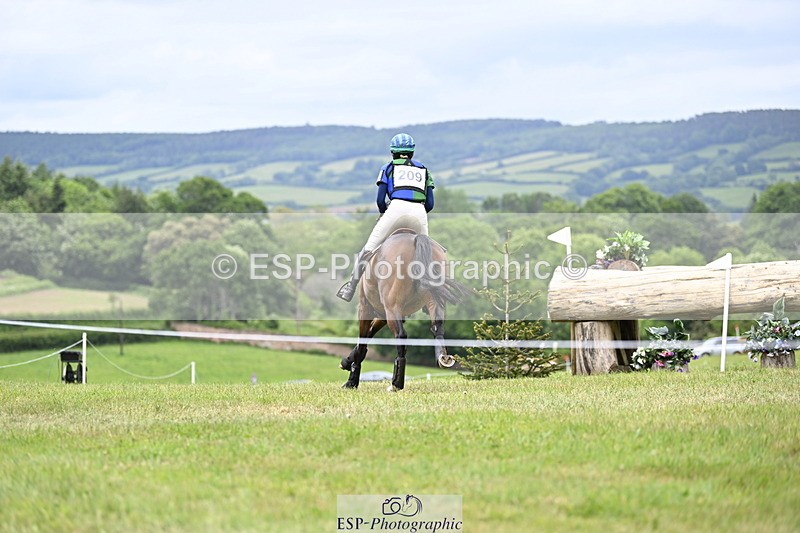 250524A-143257-13615 - C-209-Sarah.Gairdner-WESTPOINT.QUICK.LETS.PARTY