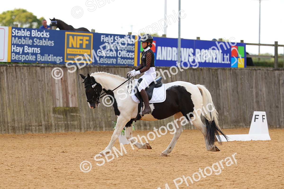 SBM_43875 - D6 - Small Tour Championship - Intro C