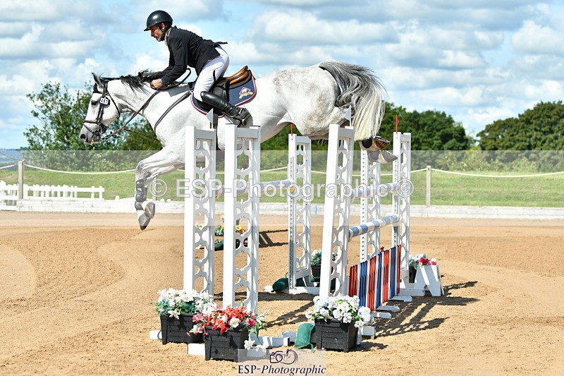 230720A-103756-01913 - Cls 5, 2 Star Medium 1.35m