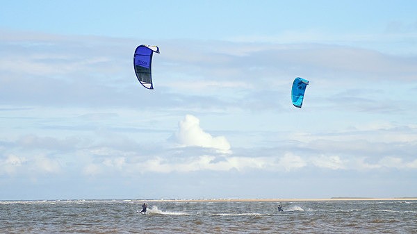  - Kite surfing