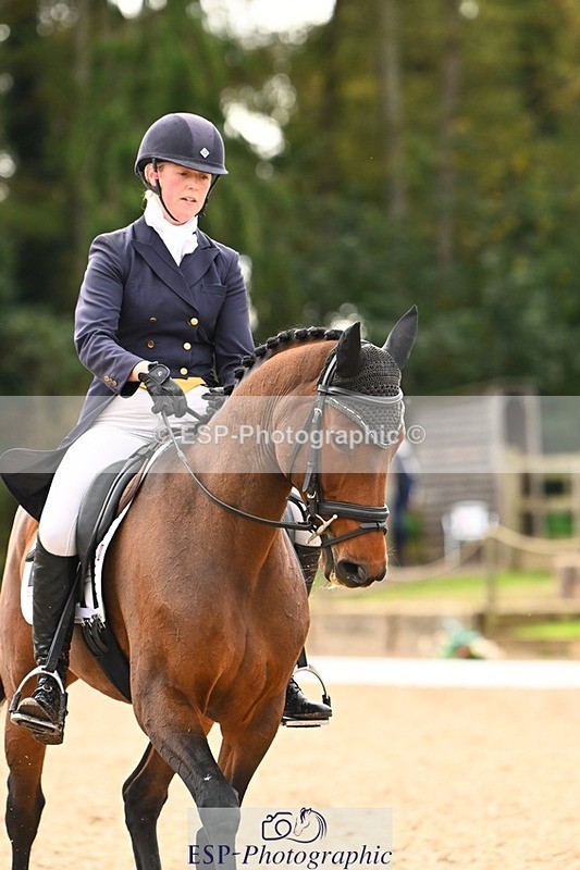 231021-140008-17754 - 352-GREANNANSTOWN.QUARRYMAN.GIRL-Grace.Taylor-DR