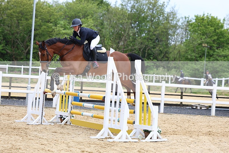 3E7A6186 - Class 4: Senior British Novice/90cm open