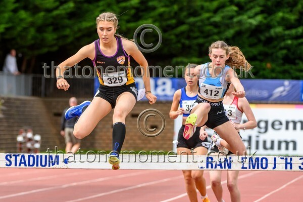 Age26 SUN-922402 - Track Female Set Two