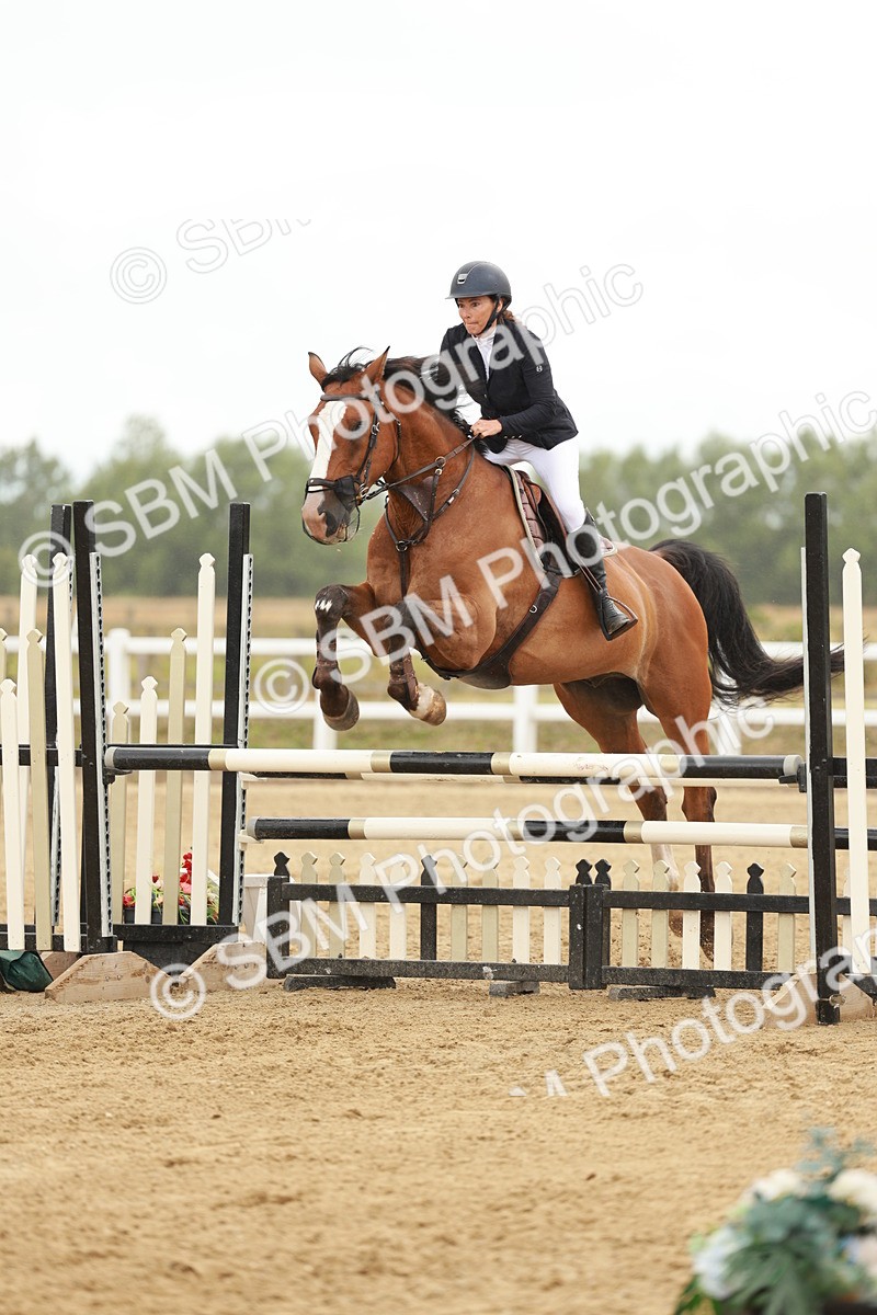 SBM_007025 - Class 2 - Senior Discovery - 1.00m Open