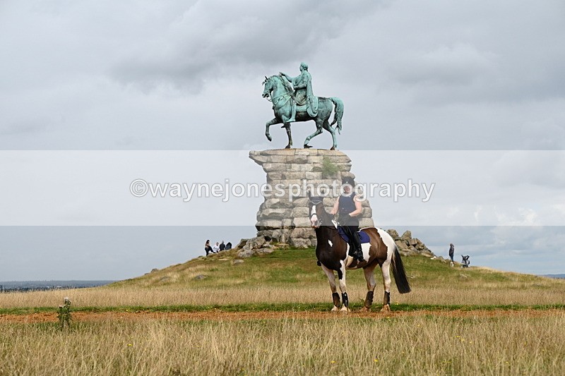 DSC_8088 - Time at Statue 13:52 to 14:33