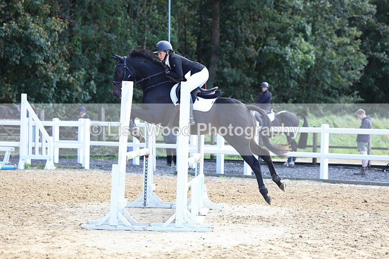 3E7A9230 - Class 9: Senior British Novice/90cm open