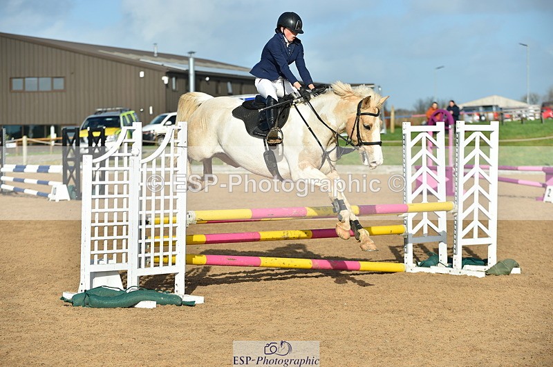 240210A-113948-00812 - Cls 19+20 Club and Schools 80cm