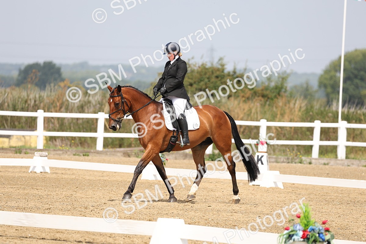 SBM_006175 - Class 6 - novice 6 - 11.50-12.46