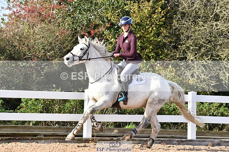 231029A-122736-03300 - Pony Foxhunter & 1.10m Open