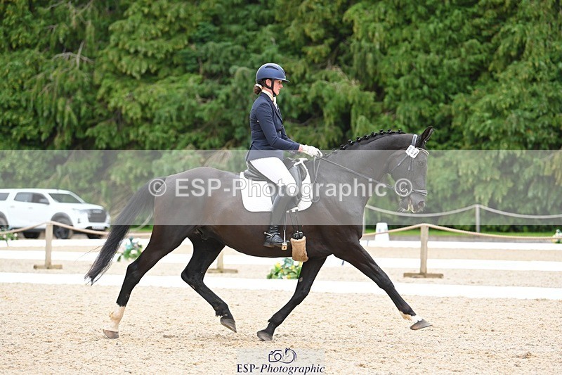 230813-165925-08528 - Cls 14 Medium Silver 16.45 to End