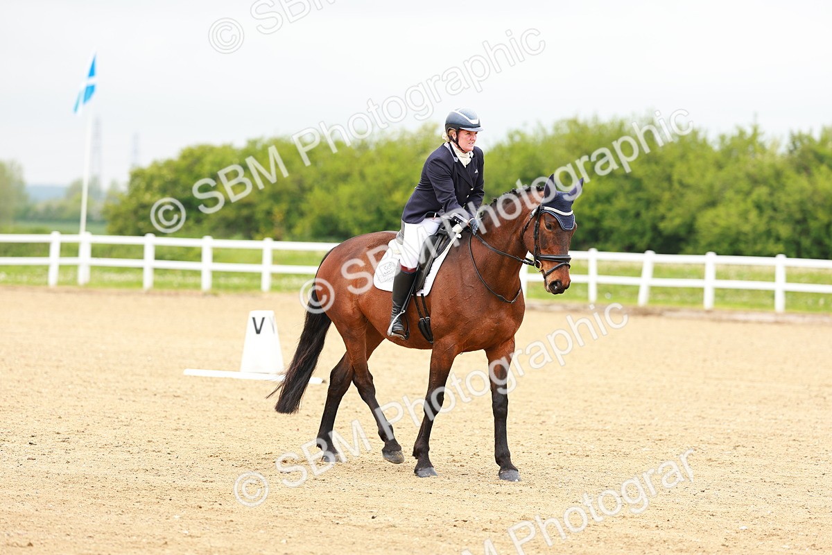 SBM_004673 - Class 15 - Novice 5