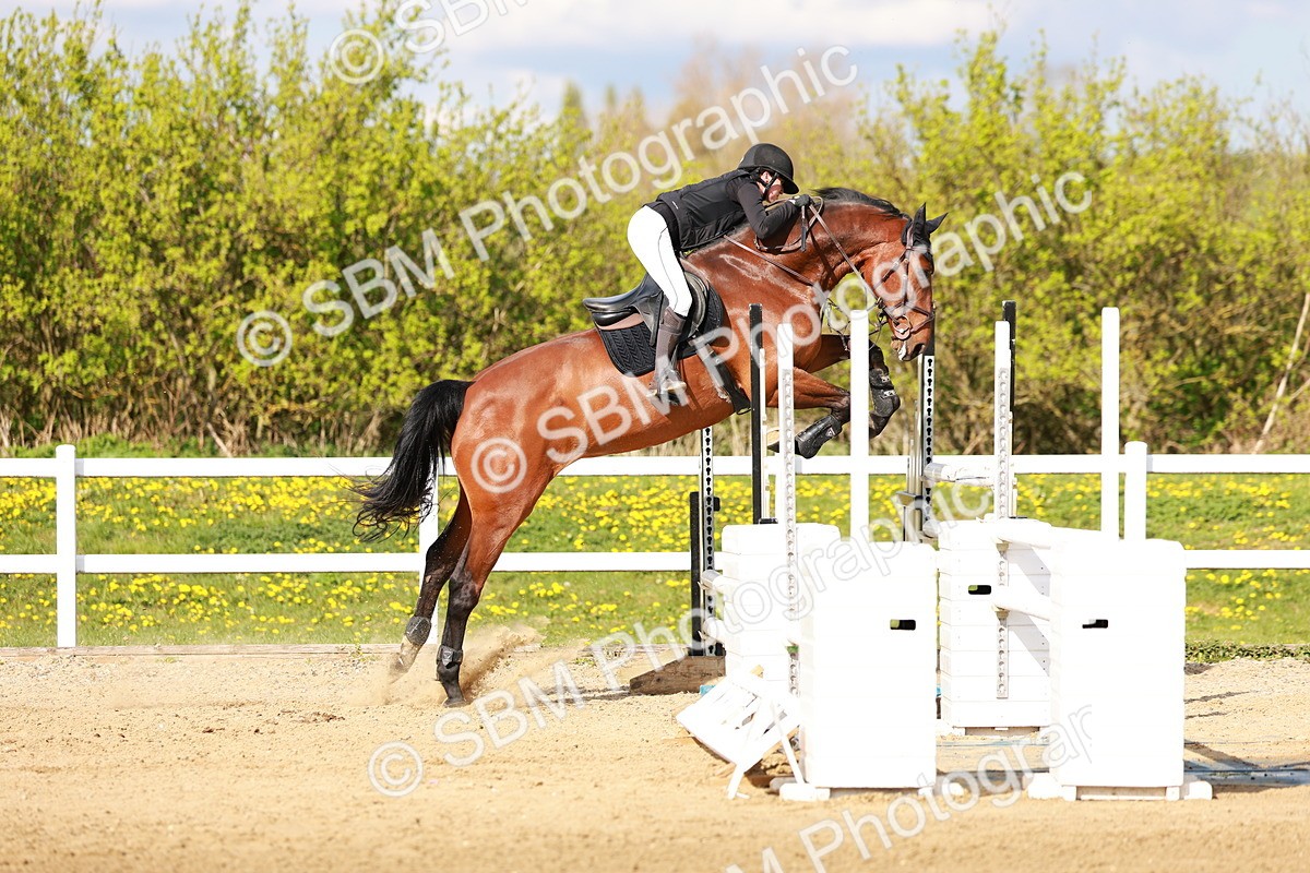 SBM_002445 - Class 5 - Senior Foxhunter - 1.20m