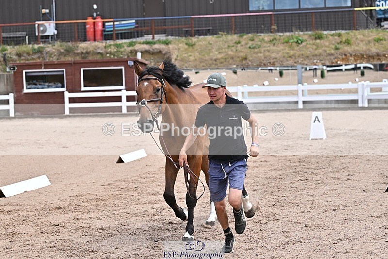 250716-130244-00284 - Trot Up 12.30 to 1.30
