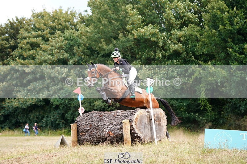 250802A-151310-07227 - F-268-Caitlyn.Faull-HAY.THERE.MONA