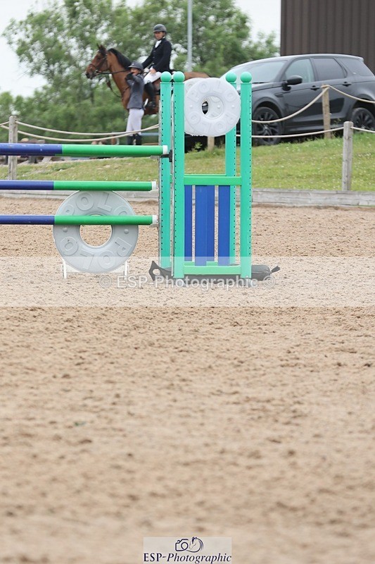 250524-125554-04844 - Cls 15 Snr Fox 1st Rnd