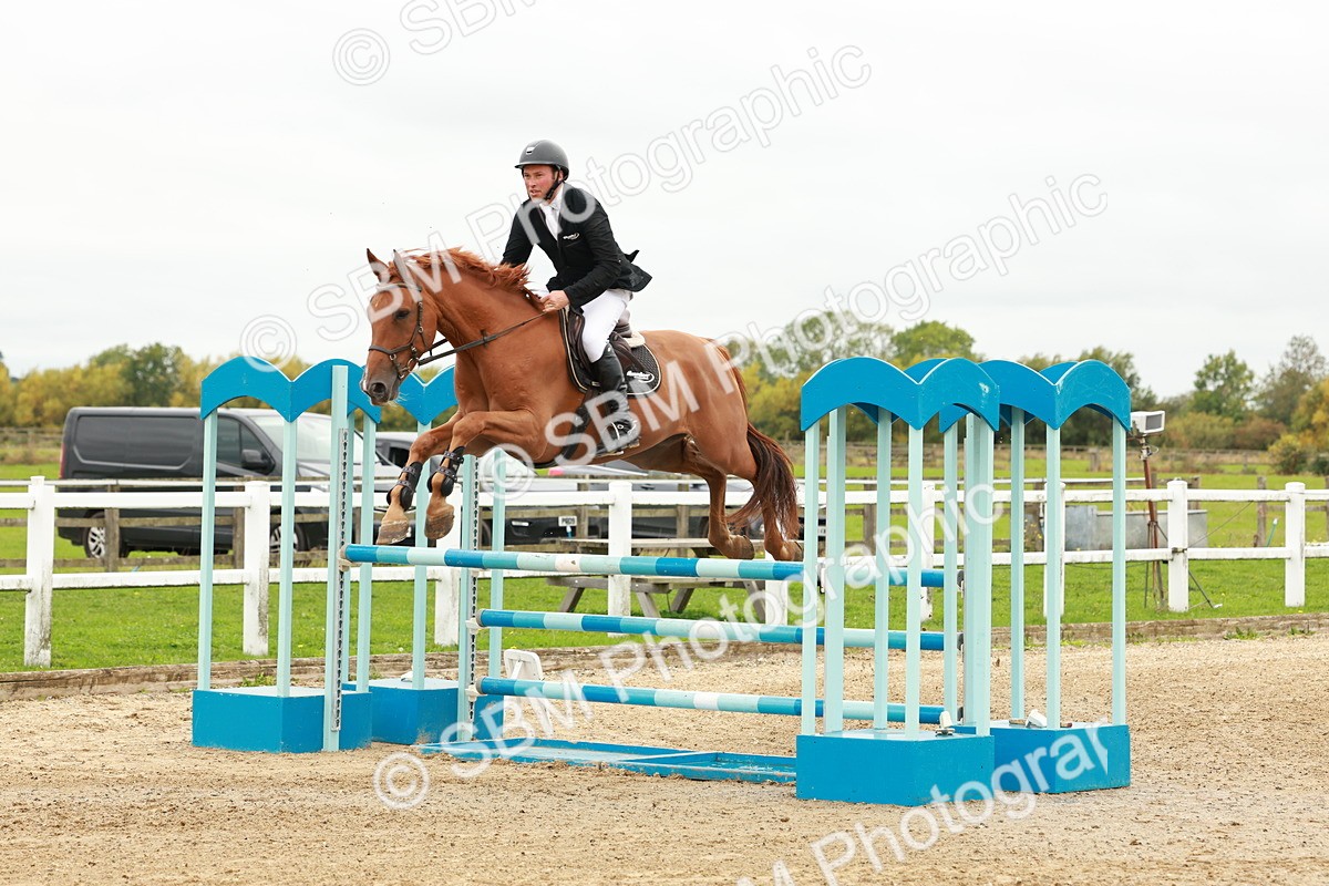 1I0A7619 - Class 4 - Senior Newcomers 1.10m