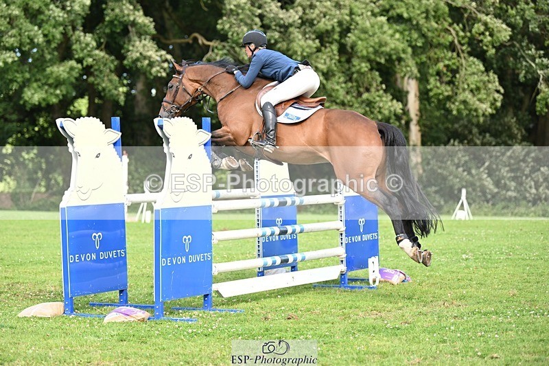 240706-170550-17188 - Cls 44 Foxhunter