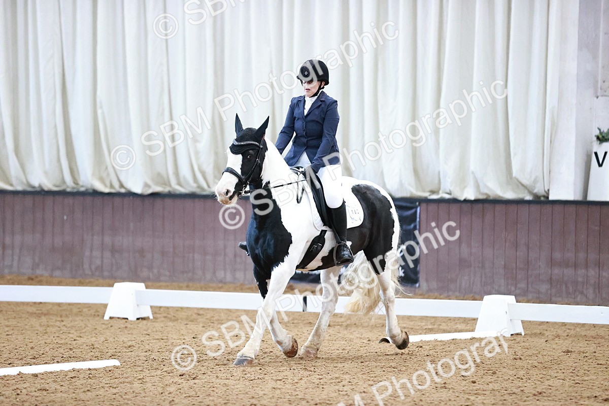 SBM_000090 - Class 3, 4, 8, 10 Intro 3 Prelim 3 Novice 2