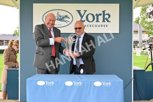 yr11062021r6-41 - Race 6 4.35pm Irish Thoroughbred Marketing Stakes