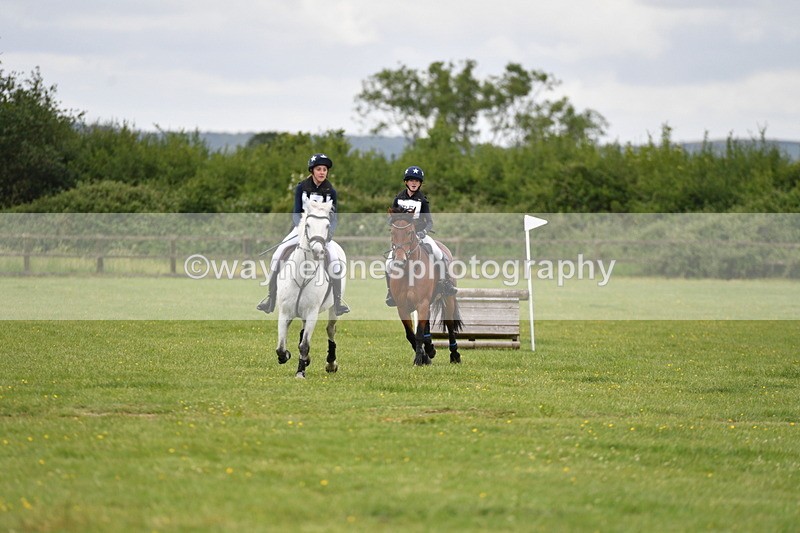 WJ5_3458 - Class 5 80cm Pairs