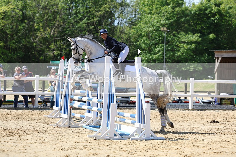 3E7A5837 - Class 4: Senior BN/90cm open