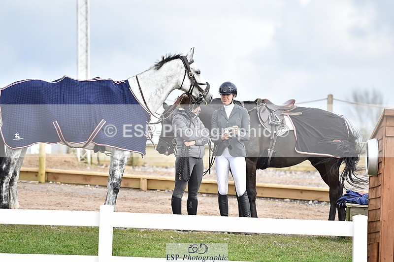 240403A-154542-01038 - Cls 5 Foxhunter and 1.20m Open