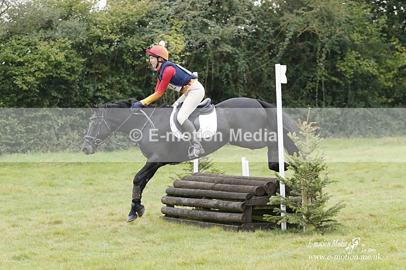  WWHT 171021 1832 - Novice Pairs (0.80m)  17/10/21
