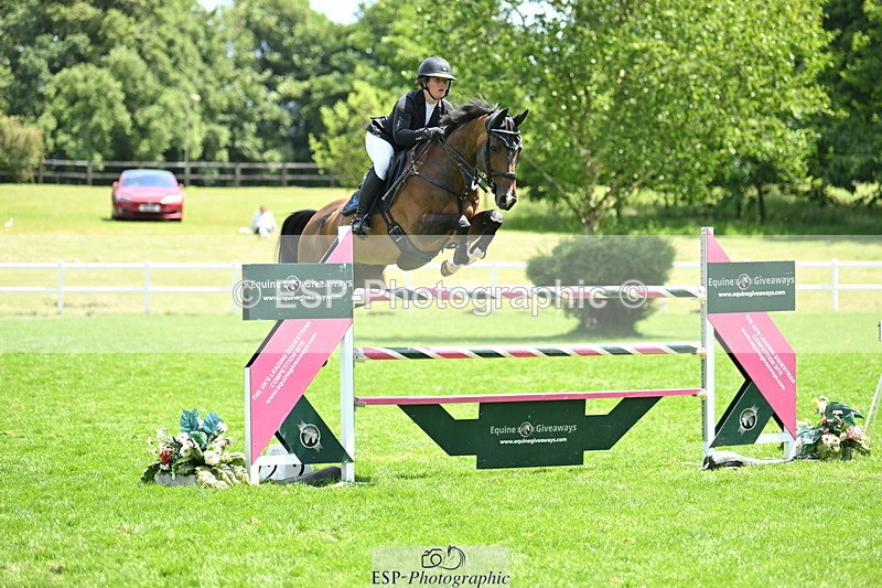 250615A-133439-11149 - Cls 38 Snr 1m40 GP