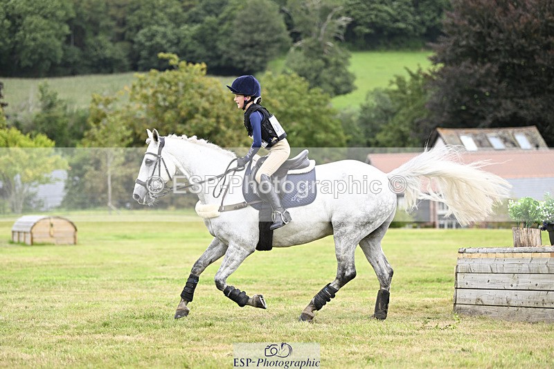 240825X-120035-32689 - 70cm XC 11.00 to 12.00