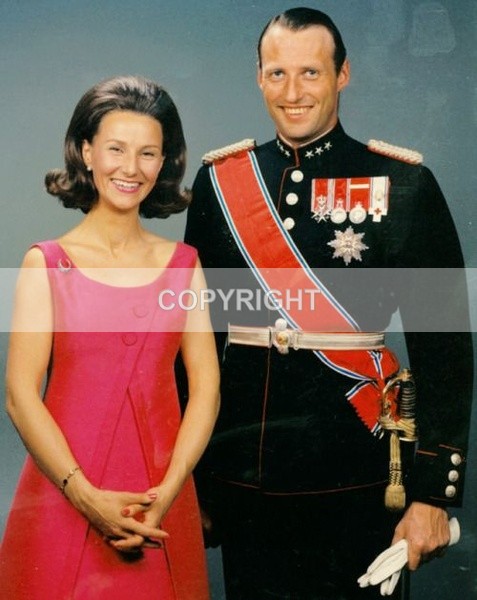 (N-8) In the Younger Days - Norwegian Royals