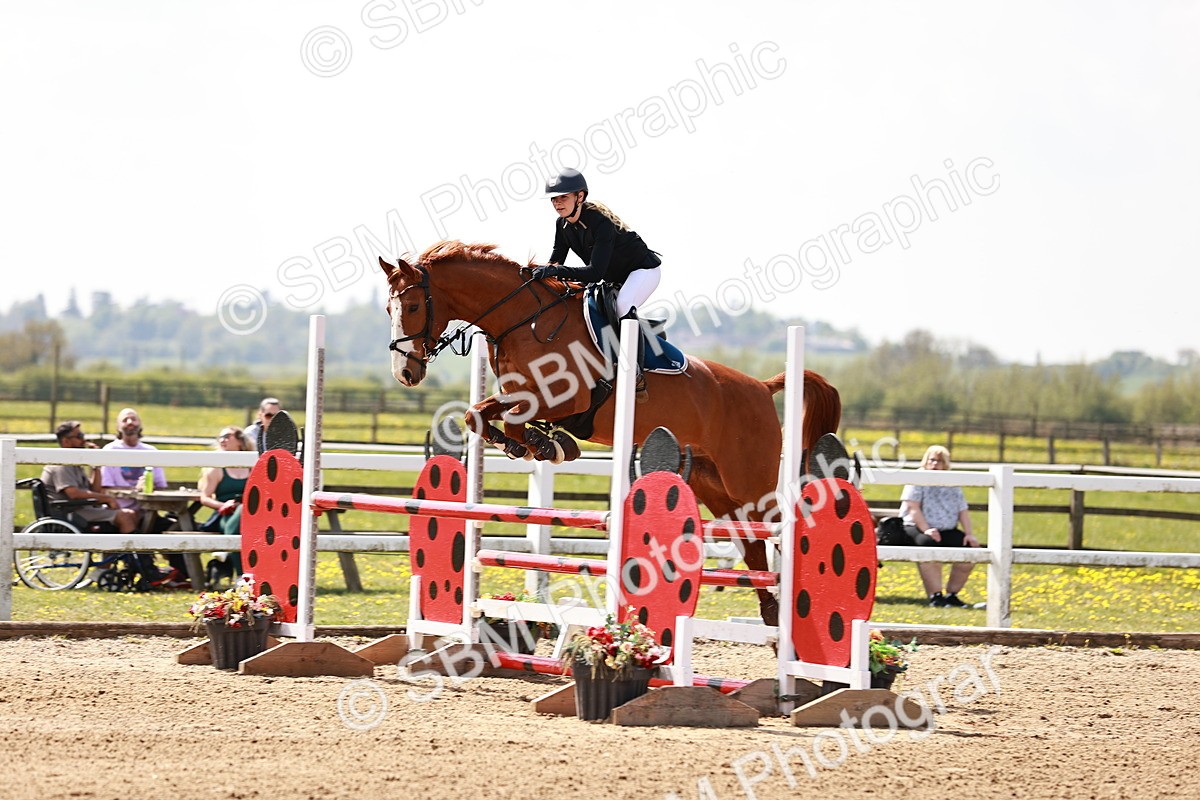  - Class 24 - Senior Newcomers - 1.10m