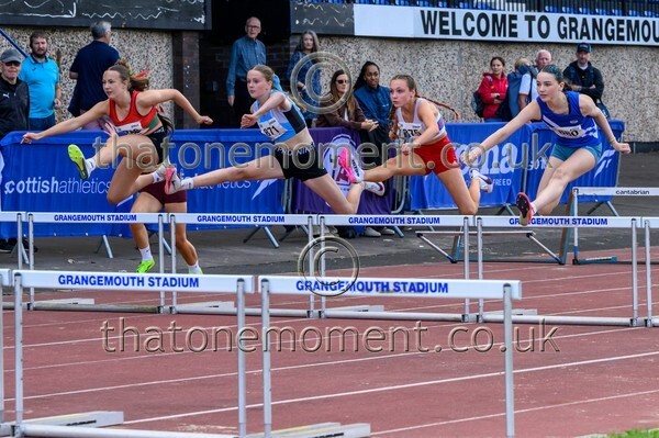 Age26 SUN-910092 - Track Female Set Three