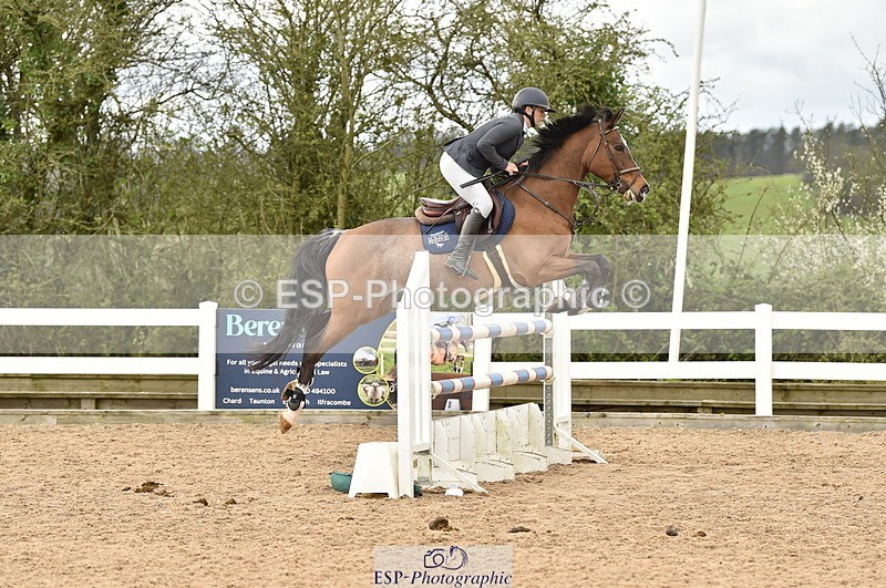 240403A-141450-00745 - Cls 4 Newcomers and 1.10m Open