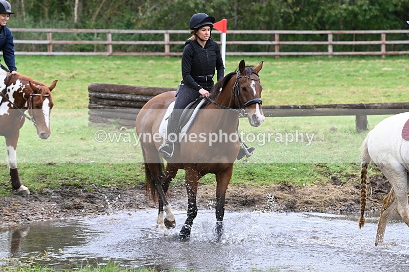WJ6_6505 - Time at Photographer 12:41 to 13:05