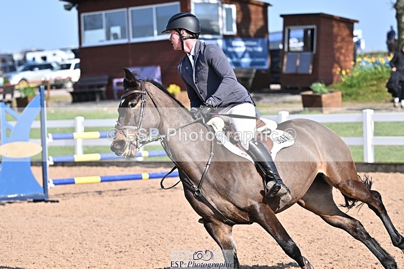 260304-130007-00413 - Cls 4 Newcomers and 1.10m Open