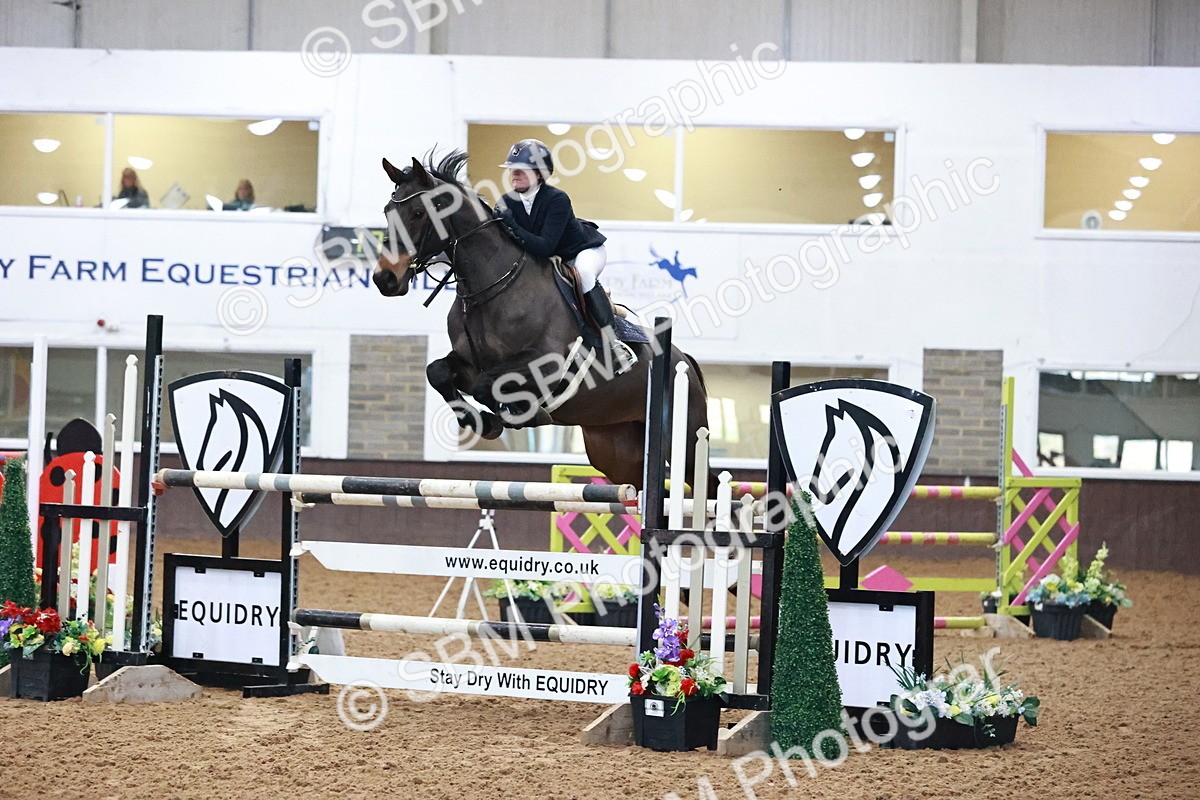 SBM_003010 - Class 11 - Senior Foxhunter 1.20m