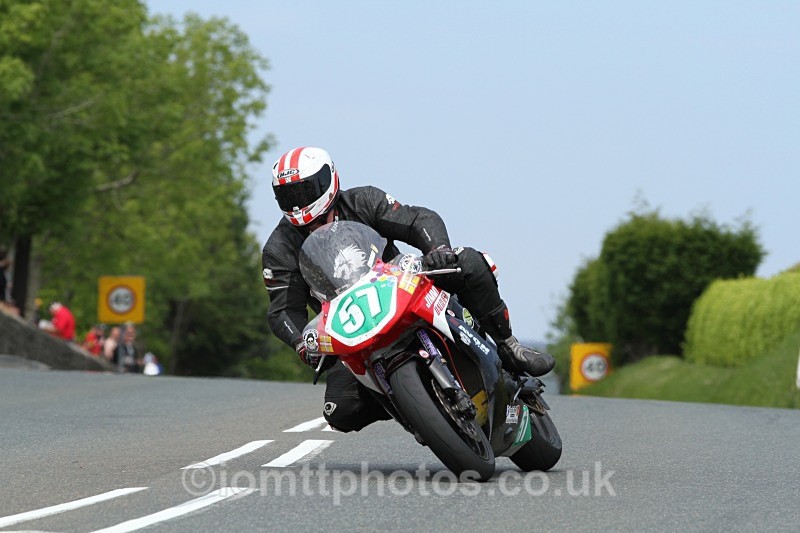 Wayne Axon - Bennetts.co.uk Lightweight TT
