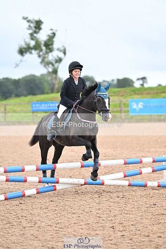 240813-155702-00115 - Clear round & 60cm