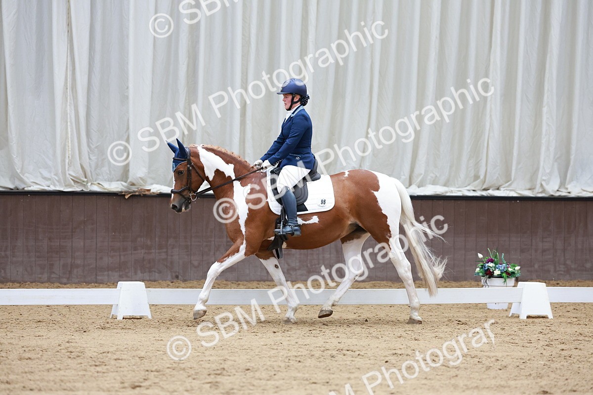 SBM_008984 - Class 6b - Novice 6 - 11.02-12.19