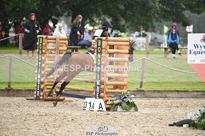 240824X-122851-25488 - 70cm Jump Off