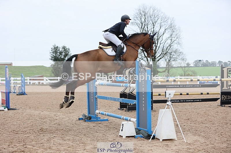 241101A-132716-02092 - FRI Cls 6 Foxhunter and 1.20m Open