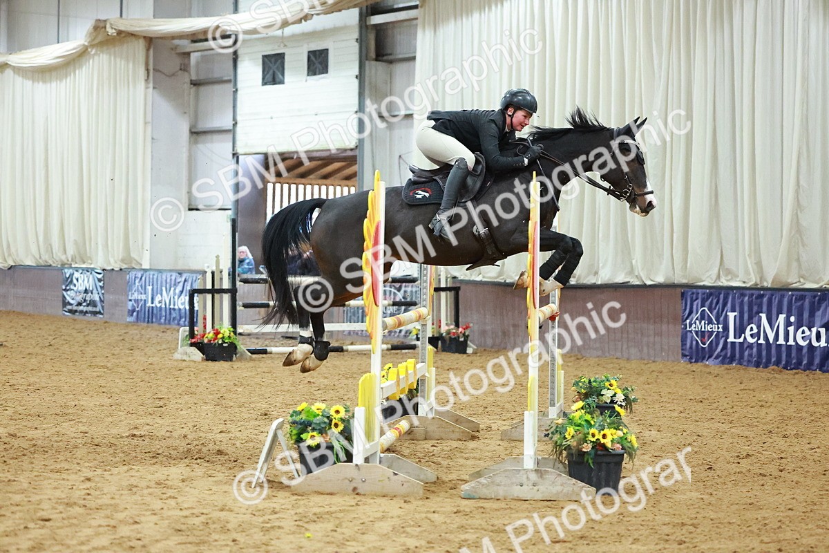 SBM_007398 - Class 19 - Senior Newcomers 1.10m