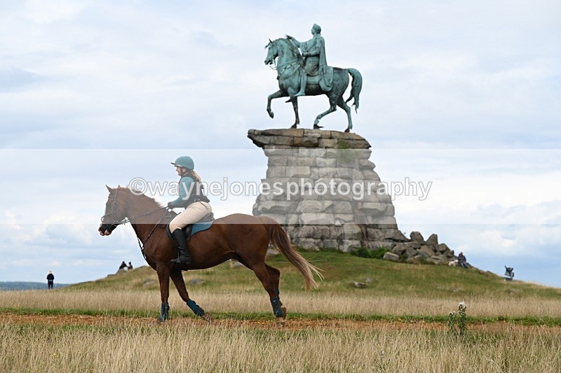 DSC_7601 - Time at Statue 13:16 to 13:52