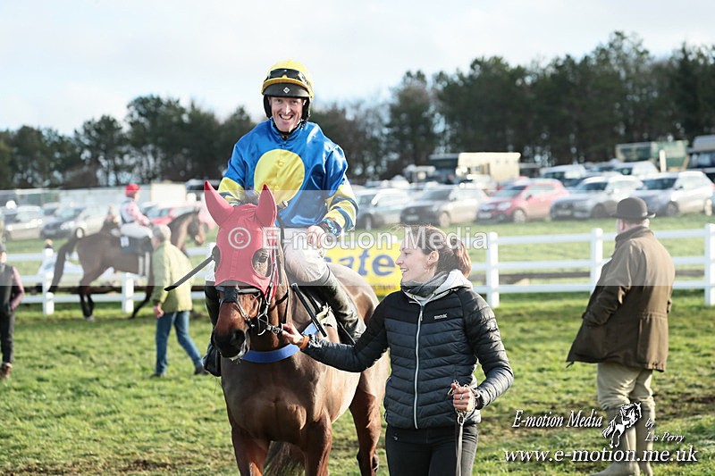 PtP 141225  1992 - New Forest Hounds PtP Larkhill 14/12/25