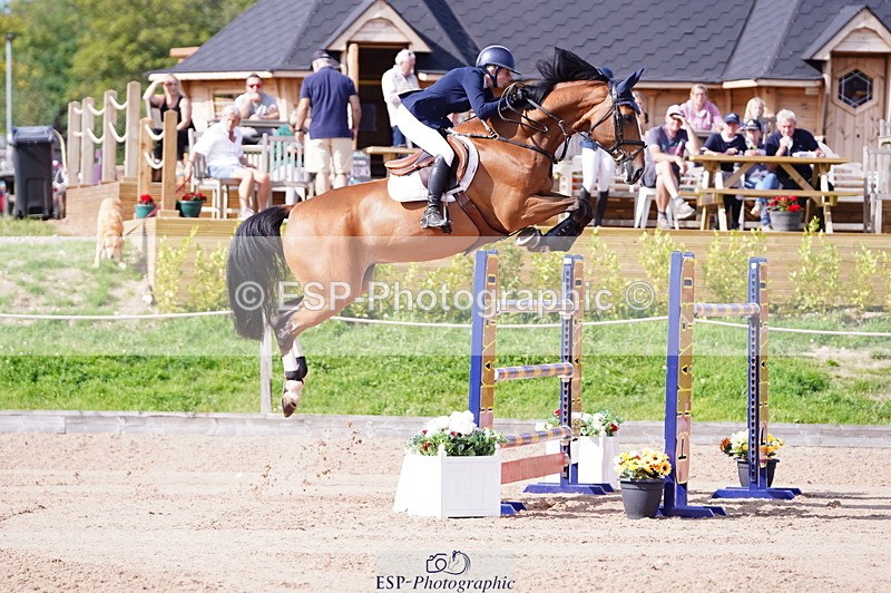 240803A-165046-09385 - Cls 33 National 1.40m Open