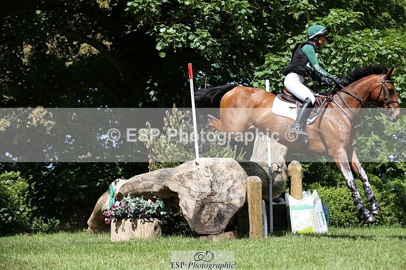 230527-111033-08947 - 303-JESMOND_RENARD-Susie_Berry-XC
