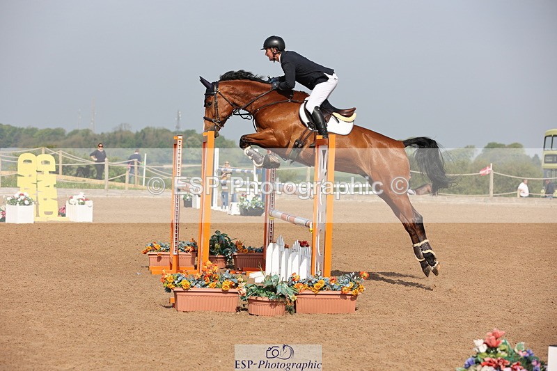 240511A-092902-11094 - Cls 32 Foxhunter