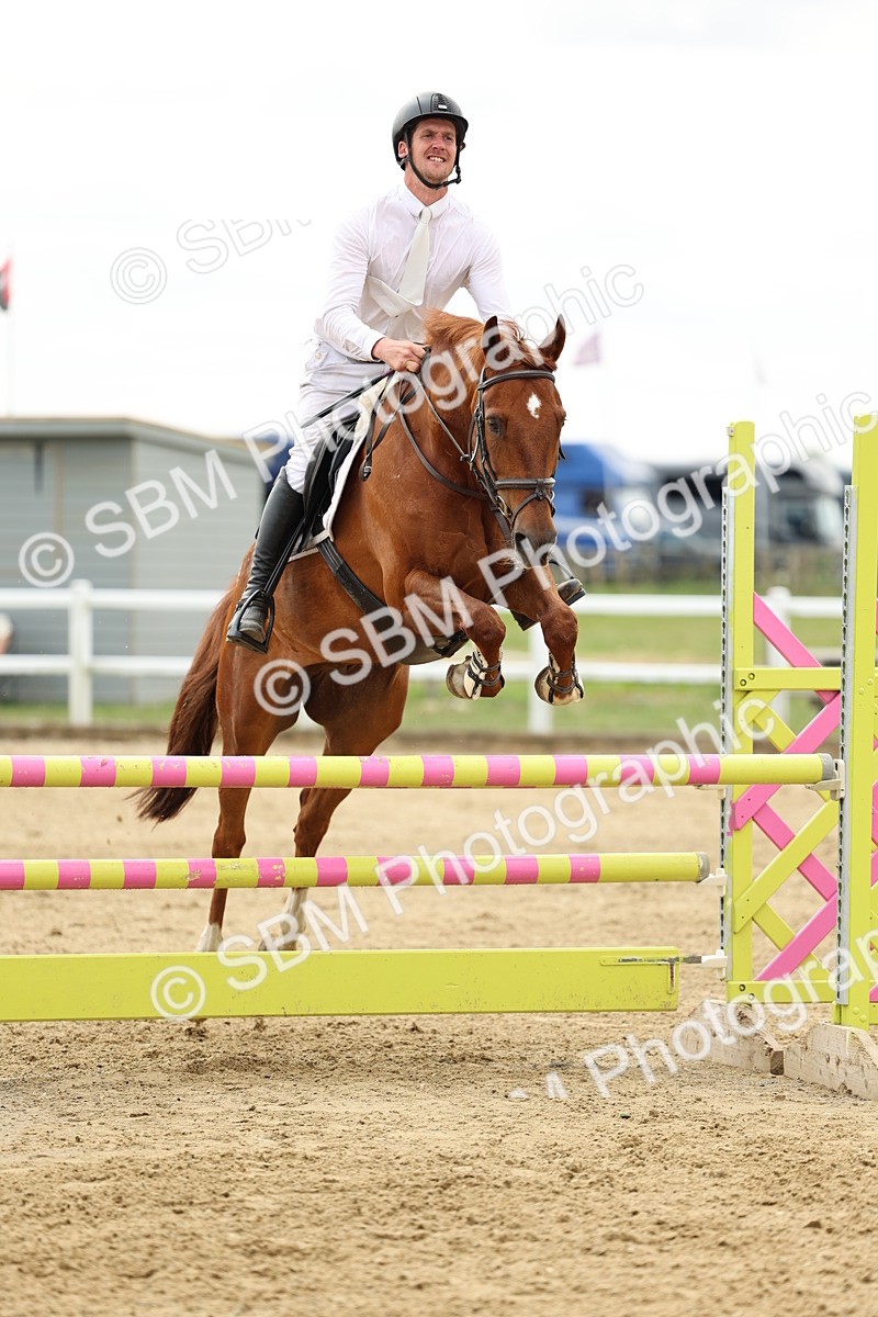 SBM_005325 - Class 17 - Senior Discovery - 1.00m