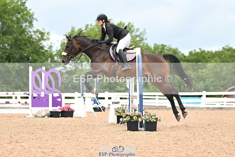 240726A-132833-01357 - Cls 9 85cm Amateur Qualifier